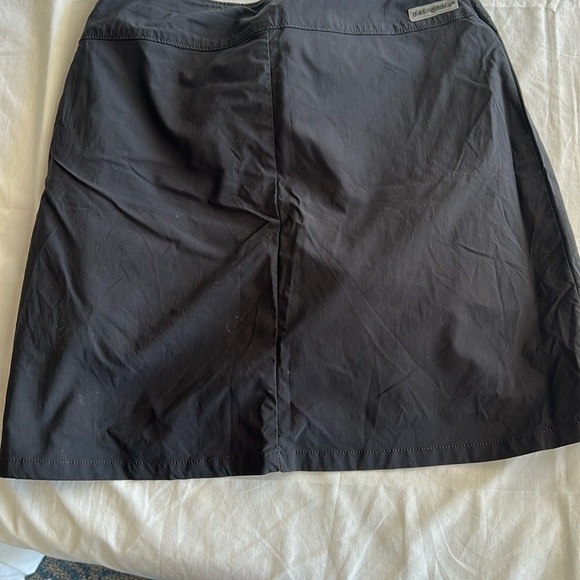 Patagonia Black Skort Skirt With Shorts - Picture 5 of 9